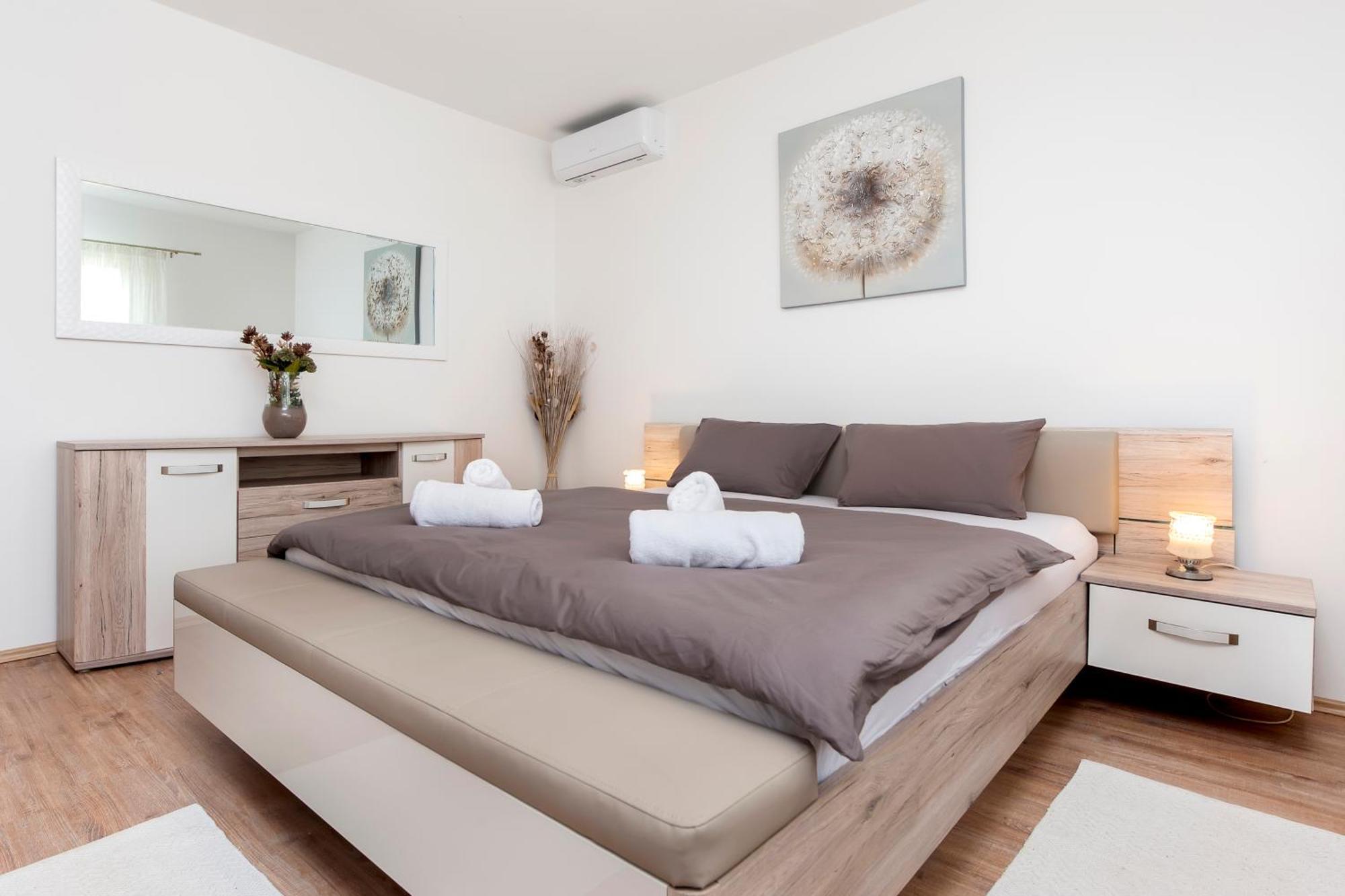 Apartment Ivo ロヴィニ エクステリア 写真